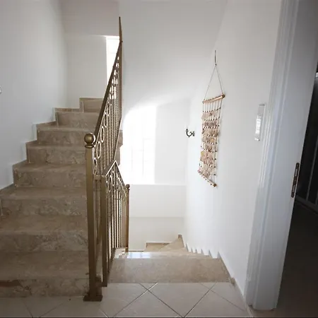 Vılla Tına Villa